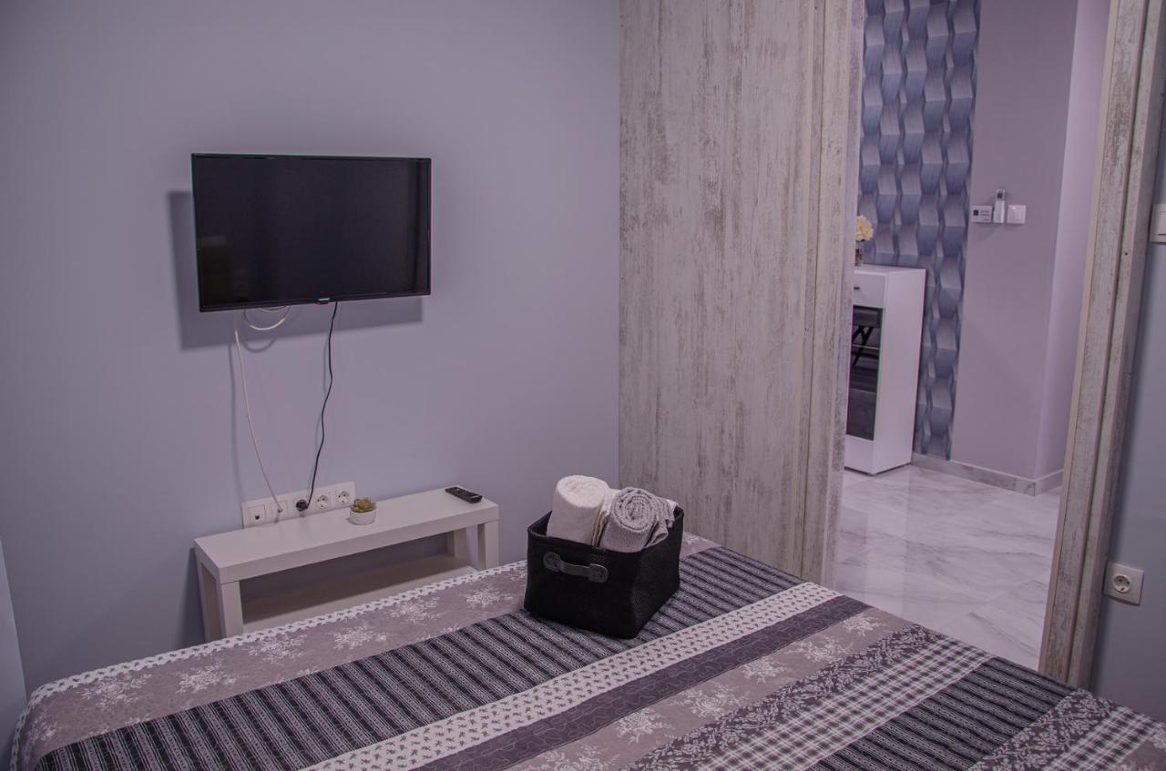 Oros House Apartmanhaz Oroshaza Luaran gambar