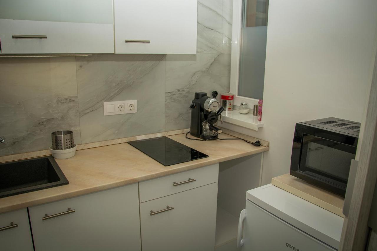 Oros House Apartmanhaz Oroshaza Luaran gambar